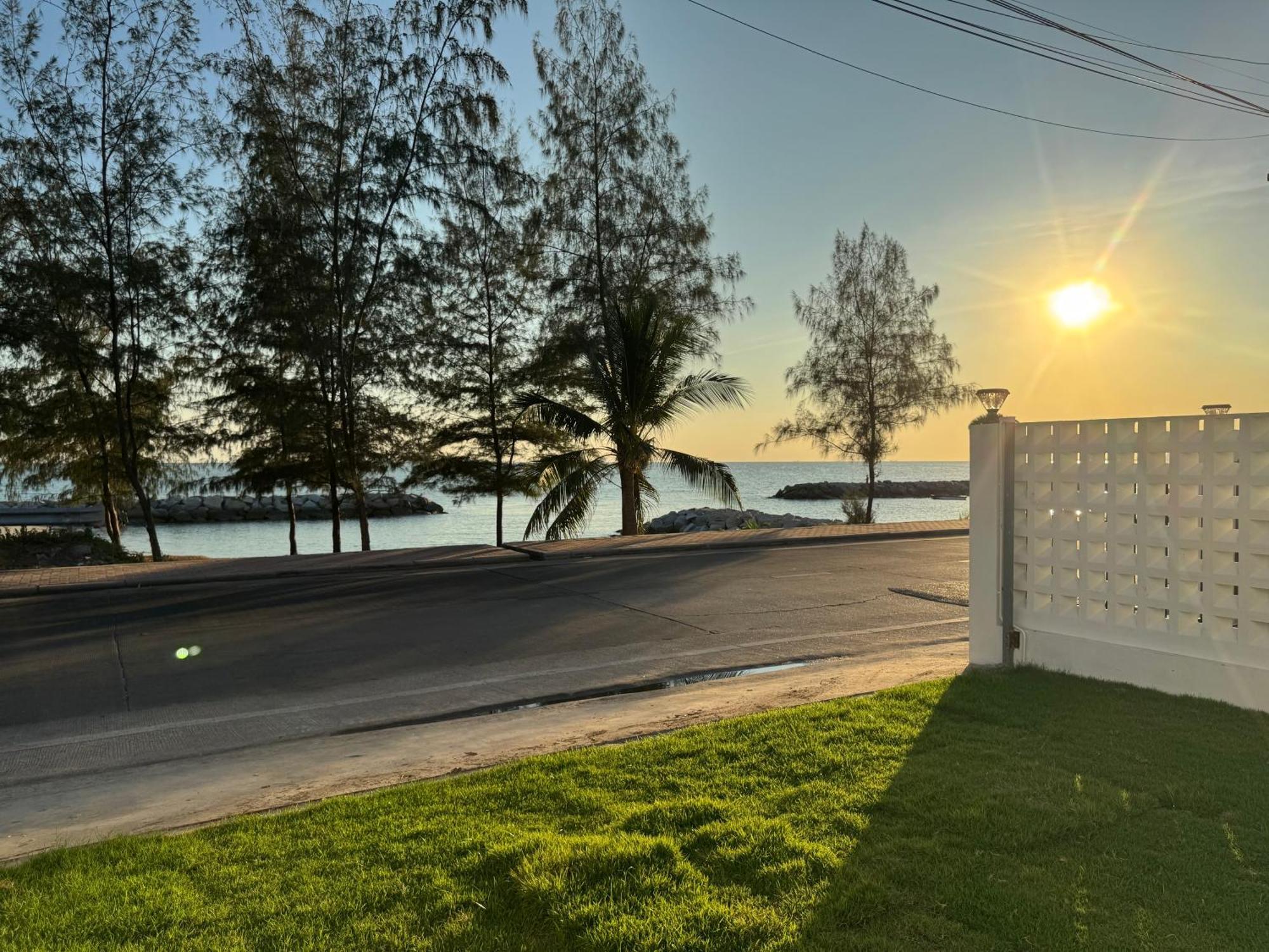 Privaterayong Otel Dış mekan fotoğraf